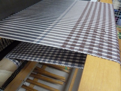 Two-color doubleweave underway