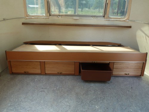 front lounge with bin