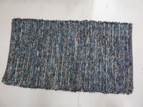 R187 - brown & teal fringe alternated with complementary wooly worms